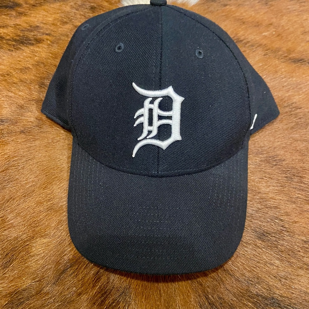 Detroit Tigers Velcro Strap Hat